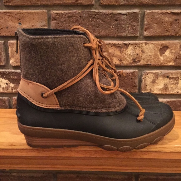Sperry Shoes - Size 7 Sperry Saltwater Duck Boots